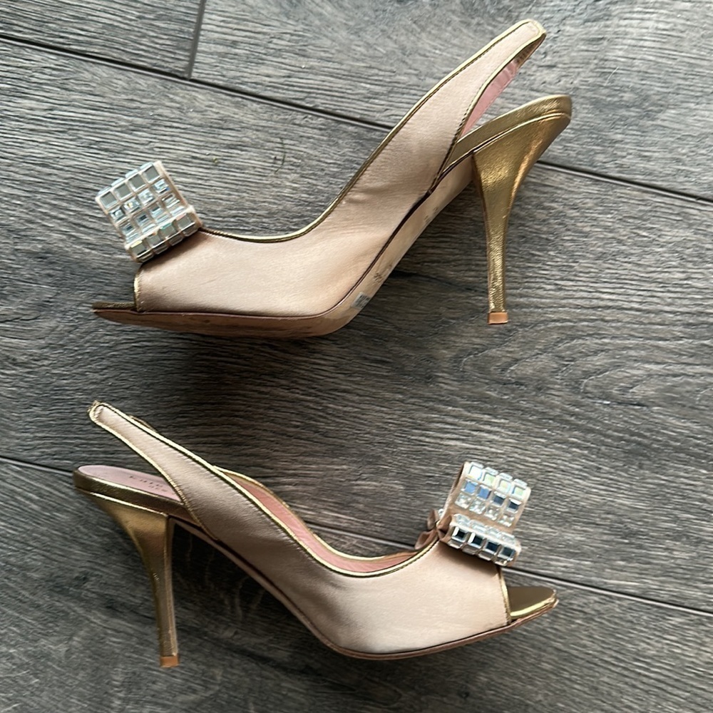 Kate Spade Shoes size 7 ivory gold with jeweled bow on toes sling back open toe - Picture 3 of 9